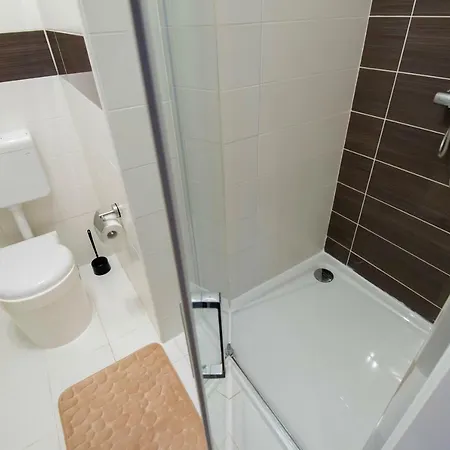 Lenny Pensión Zadar