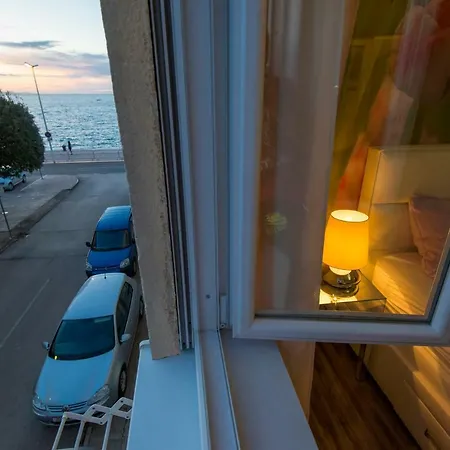 Lenny Guest house