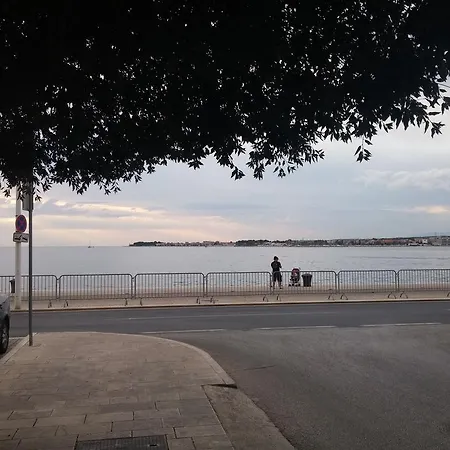 Casa de hóspedes Lenny 3*