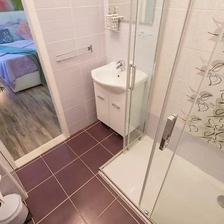 Casa de hóspedes Lenny 3*