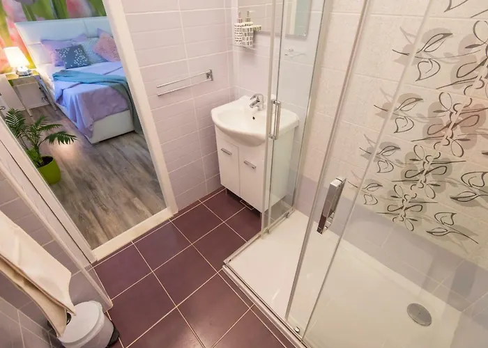 Guest house Lenny 3*